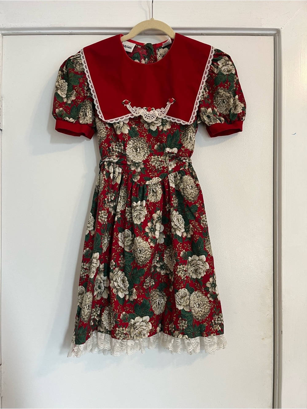 Vintage Red green white floral lace Christmas dress girls 14 Xmas velvet